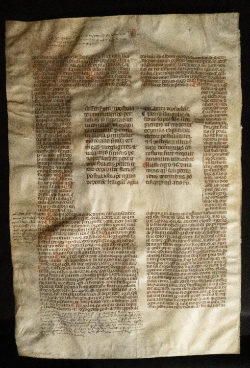 [Pope Boniface] Leaf from Sextus Liber Decretalium – early C14th