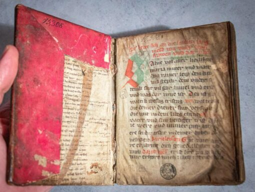 Unrecorded C14th German Book of Hours with C13th Ovid pastedowns
